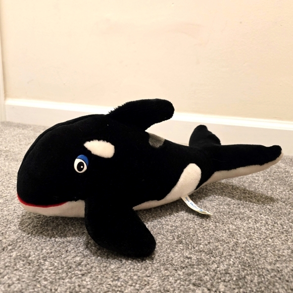 Other - Vintage Sea World Shamu Plush